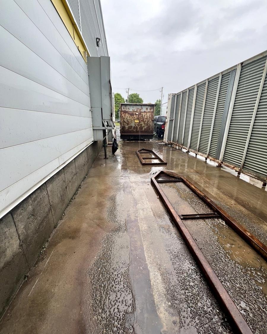 Aire de compacteur après